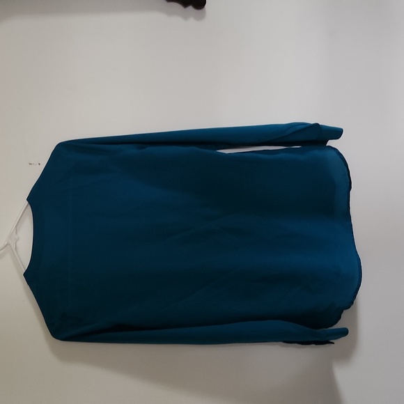 Old Navy blouse - Picture 3 of 3